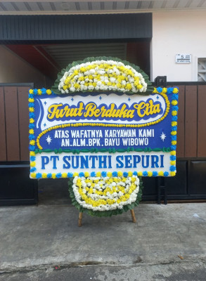 Papan Bunga Duka di Kepatihan Wetan
